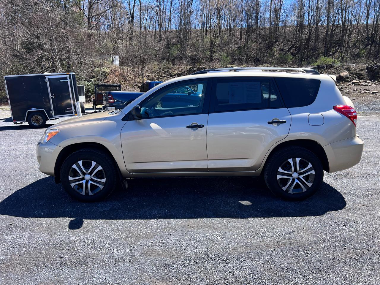 Toyota RAV4 4WD 4dr 4-cyl 4-Spd AT (Natl) 2011