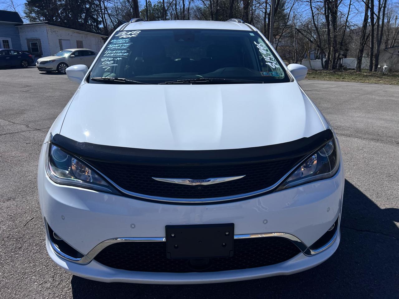 Chrysler Pacifica Touring L FWD 2018