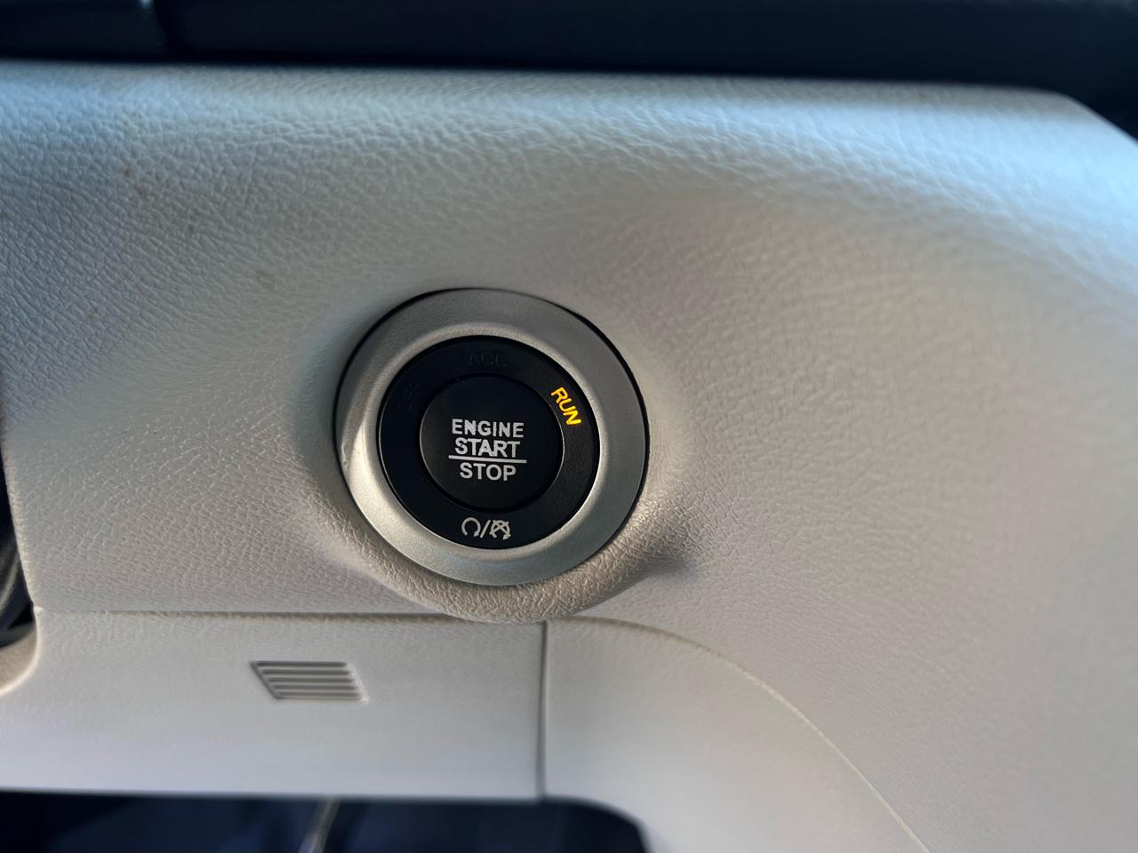 Chrysler Pacifica Touring L FWD 2018