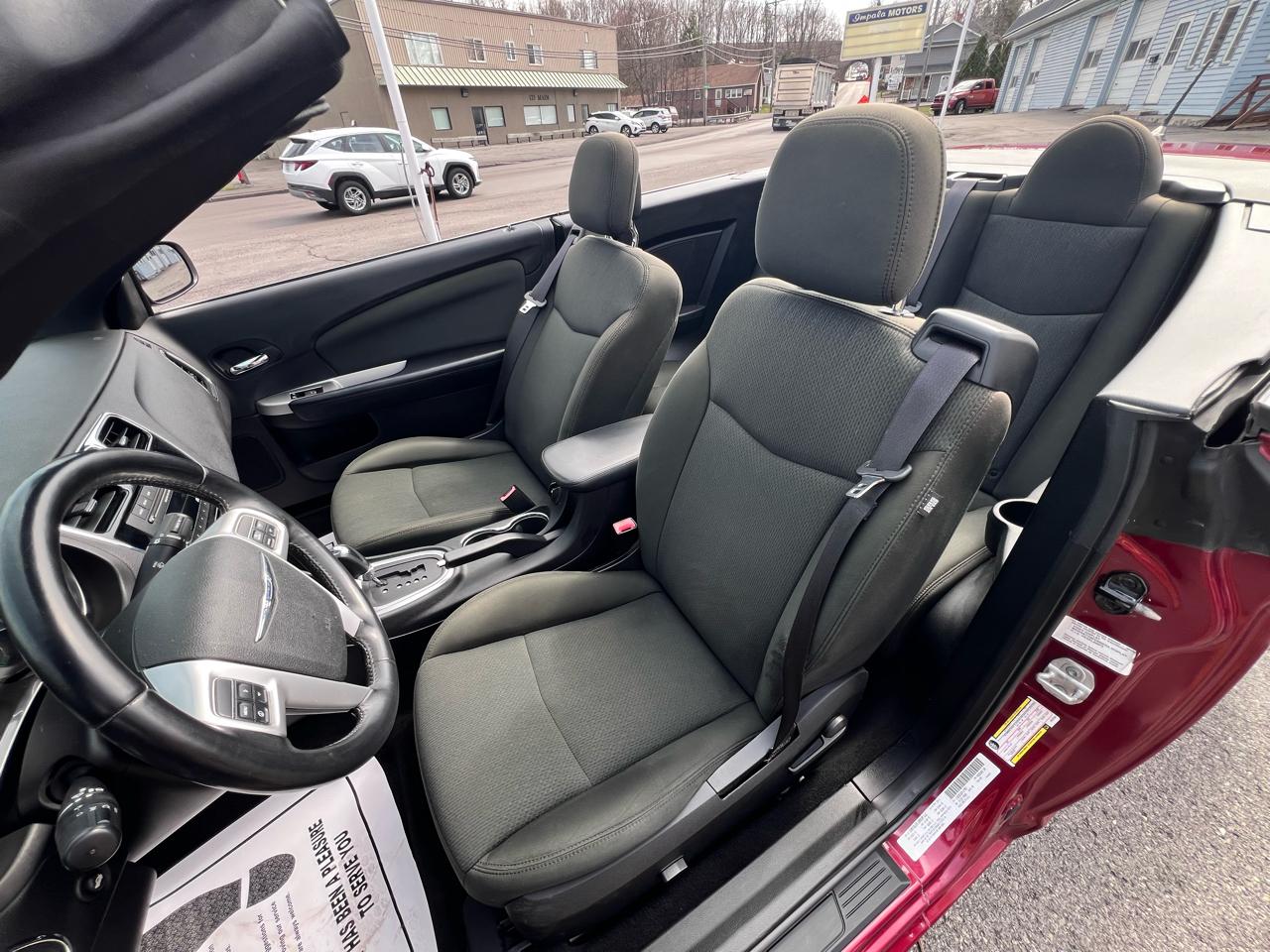 Chrysler 200 2dr Conv Touring 2012