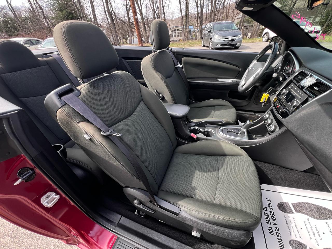 Chrysler 200 2dr Conv Touring 2012