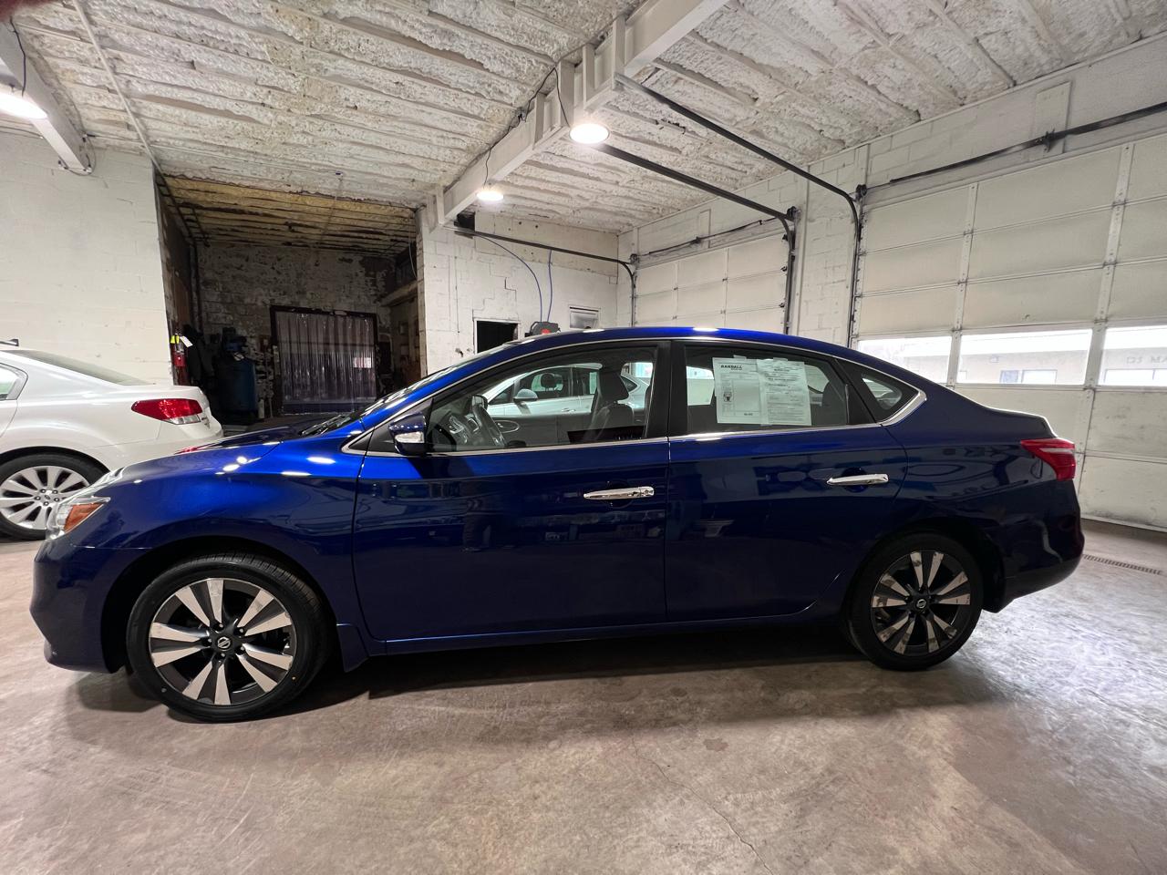 Nissan Sentra 4dr Sdn I4 CVT SL 2016