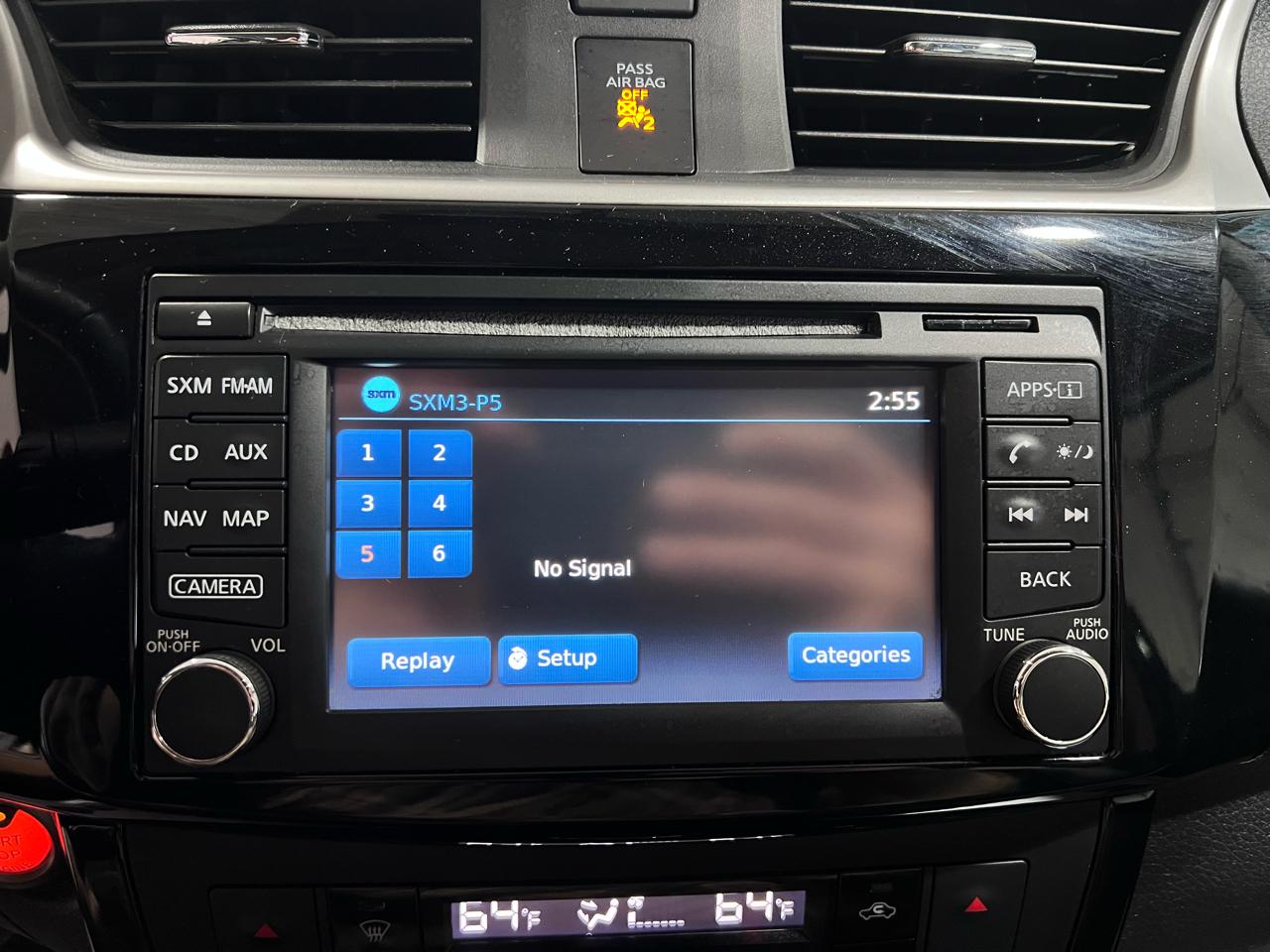 Nissan Sentra 4dr Sdn I4 CVT SL 2016