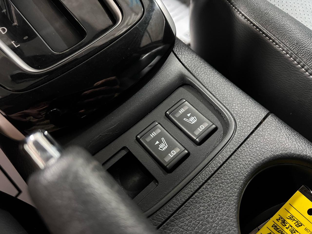 Nissan Sentra 4dr Sdn I4 CVT SL 2016