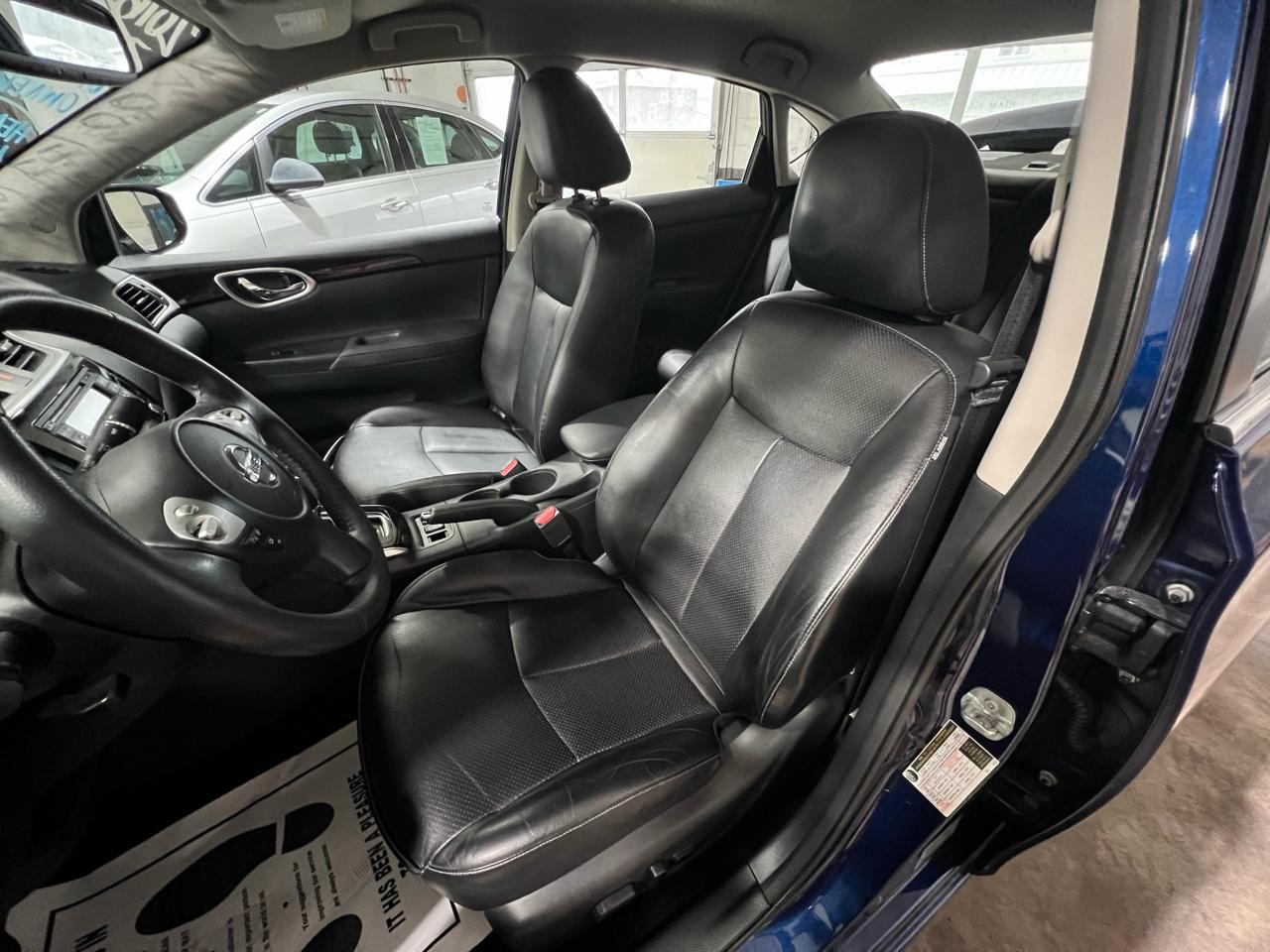 Nissan Sentra 4dr Sdn I4 CVT SL 2016