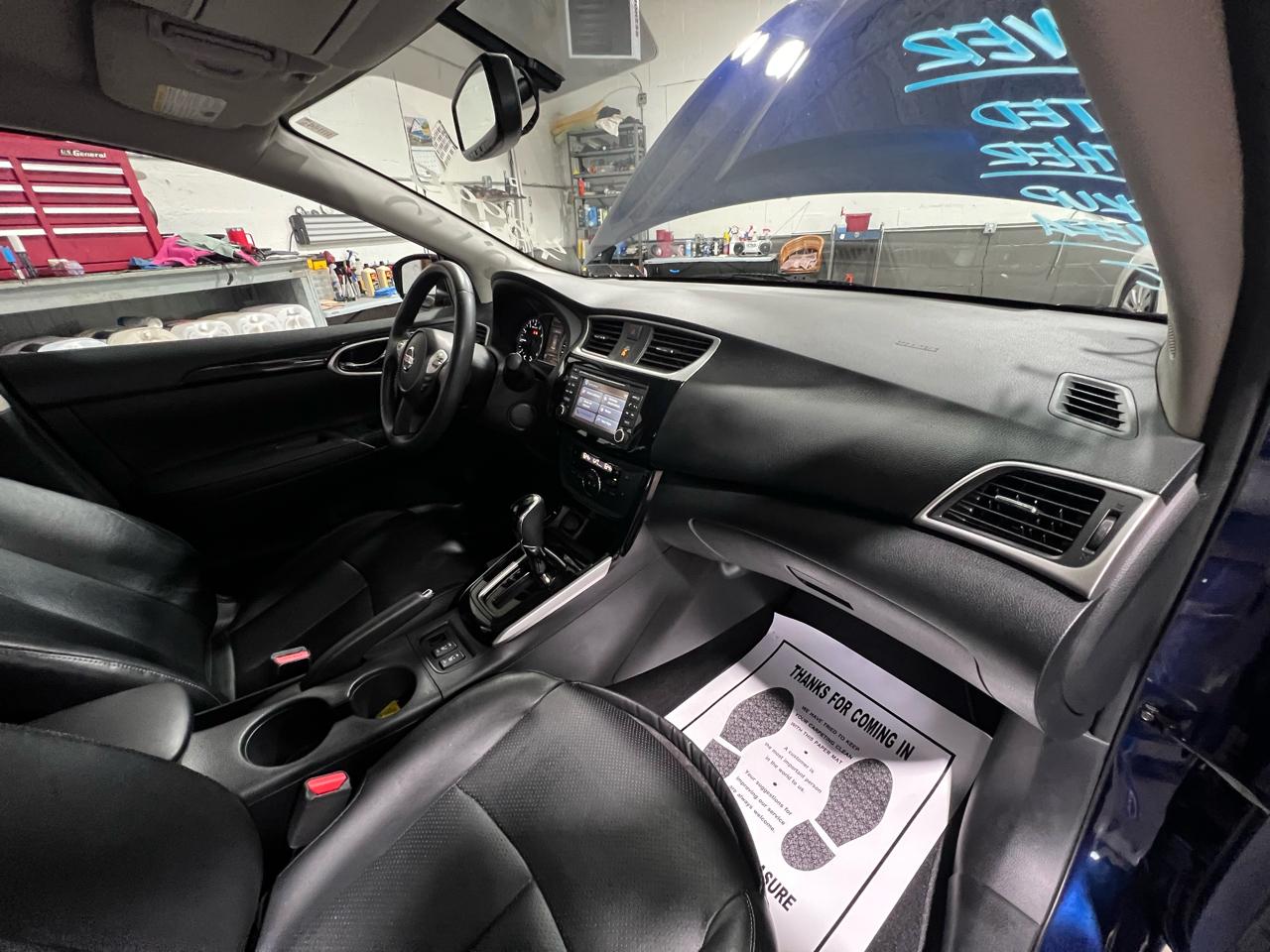 Nissan Sentra 4dr Sdn I4 CVT SL 2016