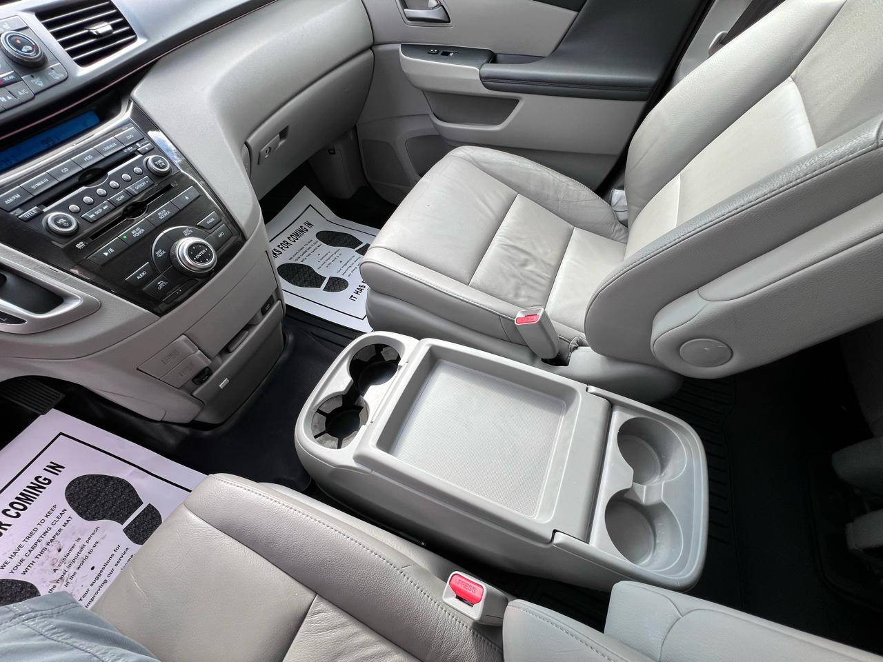 Honda Odyssey 5dr Touring 2012