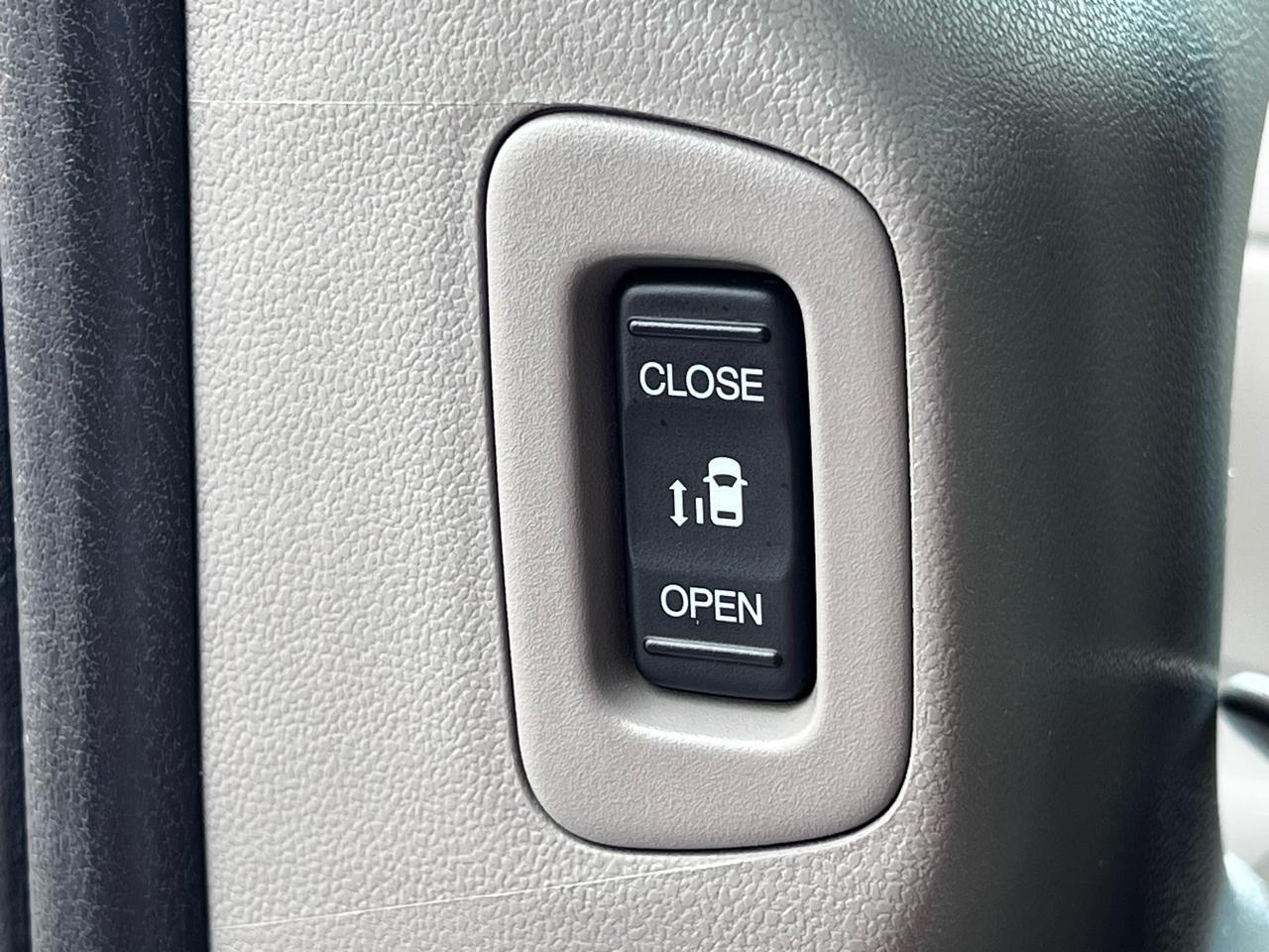 Honda Odyssey 5dr Touring 2012