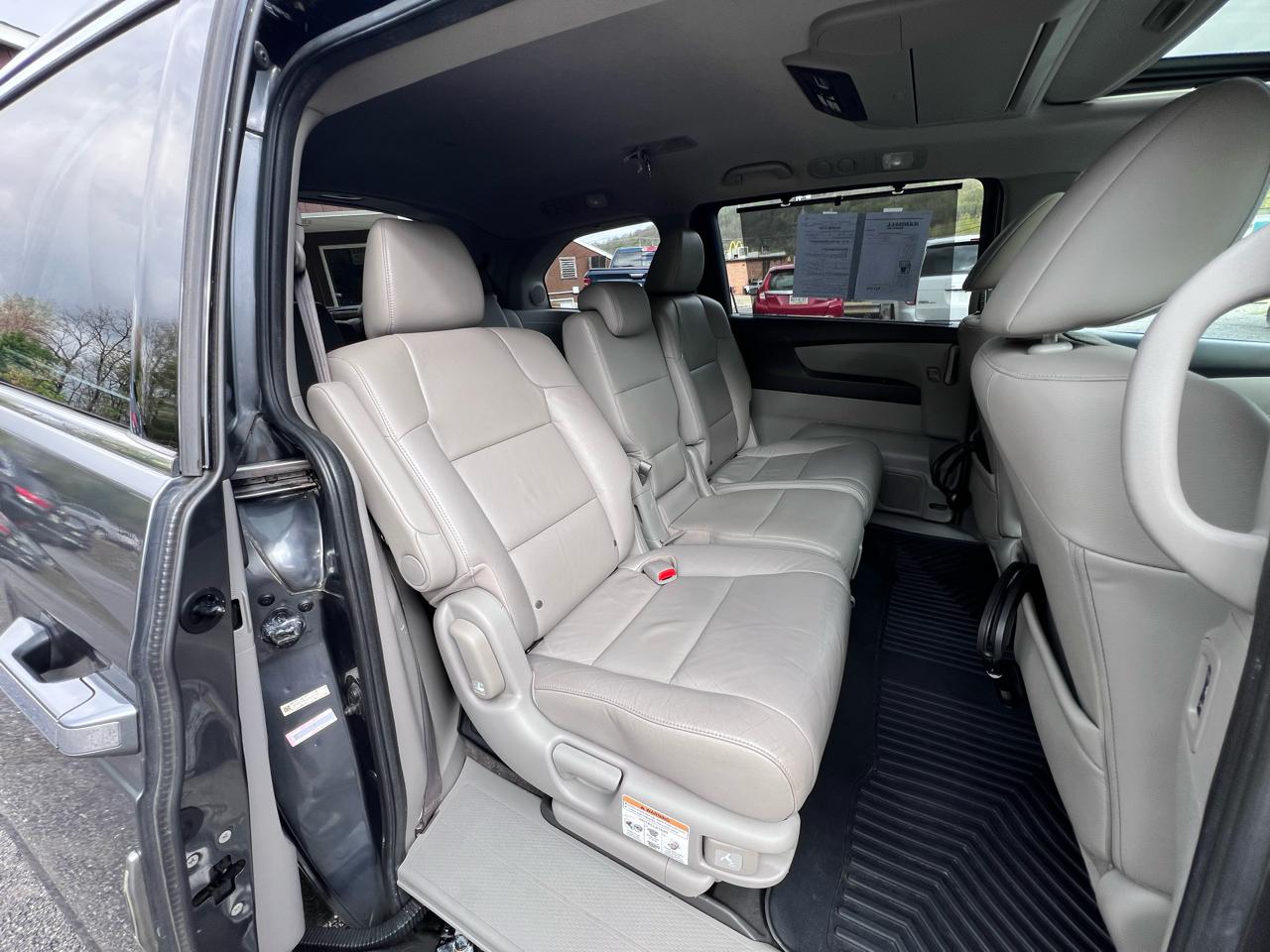 Honda Odyssey 5dr Touring 2012