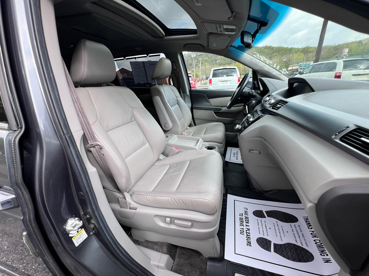 Honda Odyssey 5dr Touring 2012