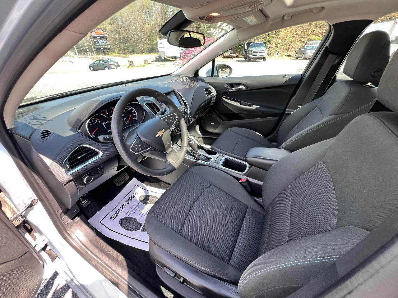 Chevrolet Cruze 4dr Sdn 1.4L LT w/1SD 2017