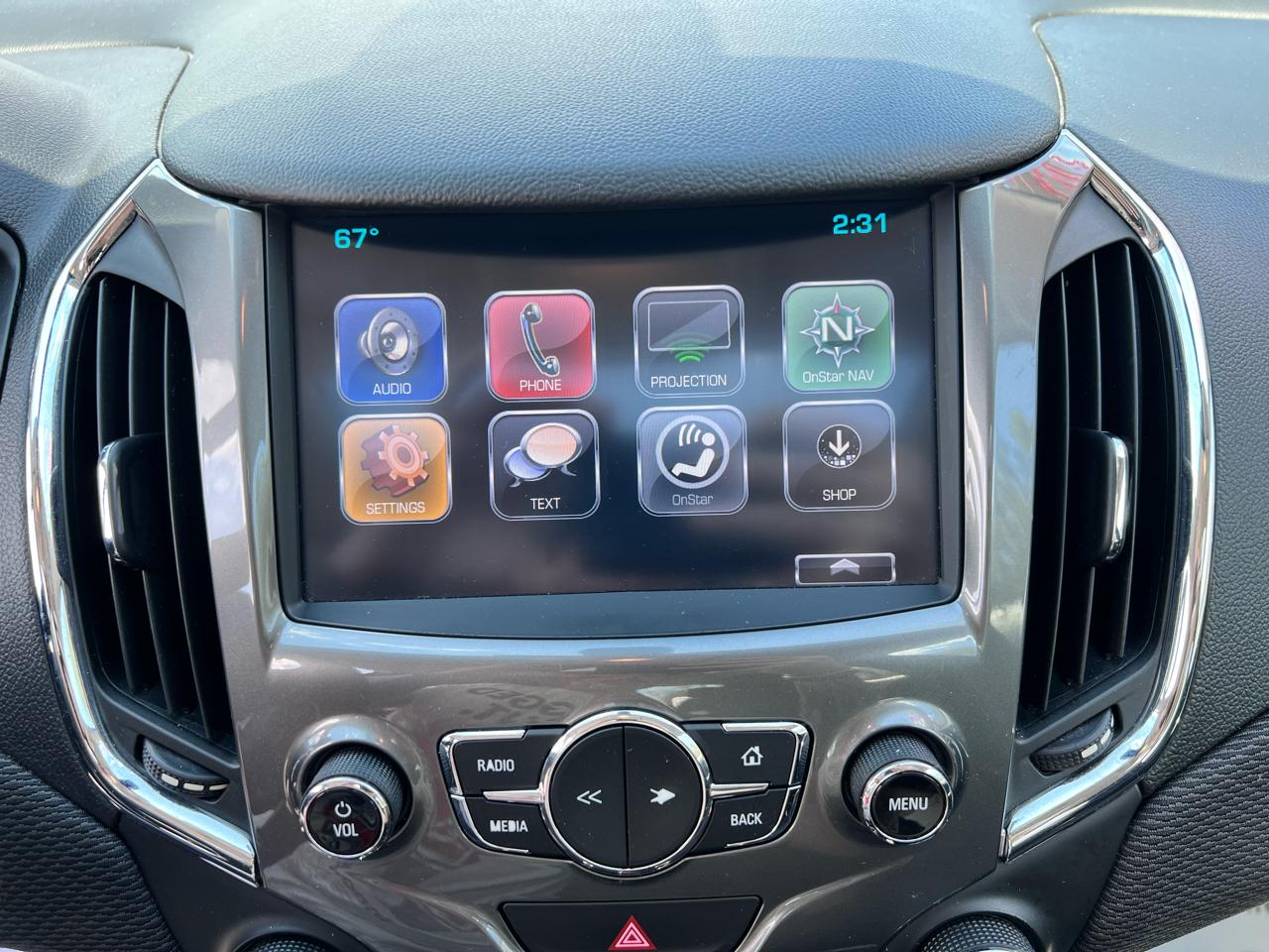 Chevrolet Cruze 4dr Sdn 1.4L LT w/1SD 2017