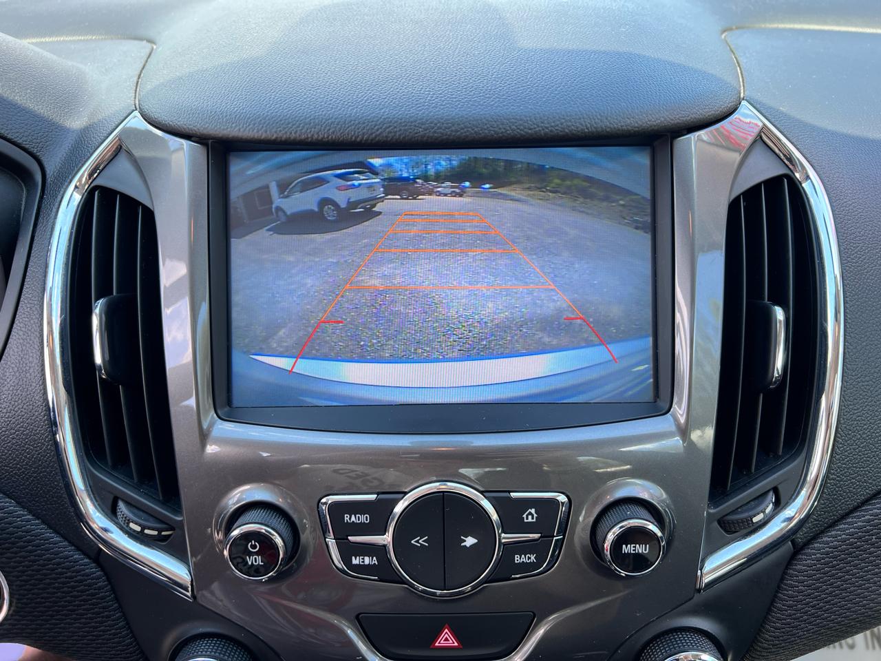 Chevrolet Cruze 4dr Sdn 1.4L LT w/1SD 2017