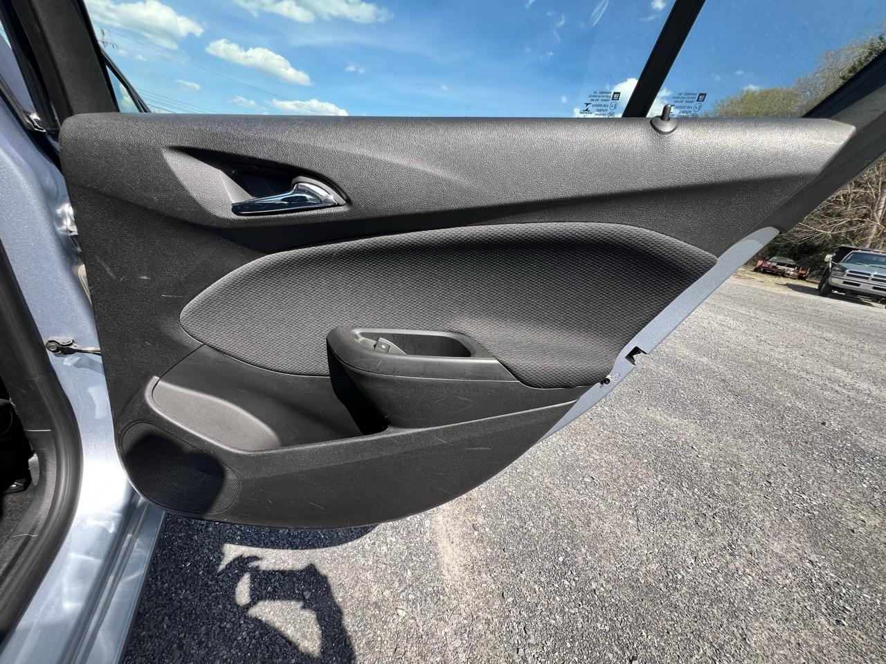 Chevrolet Cruze 4dr Sdn 1.4L LT w/1SD 2017