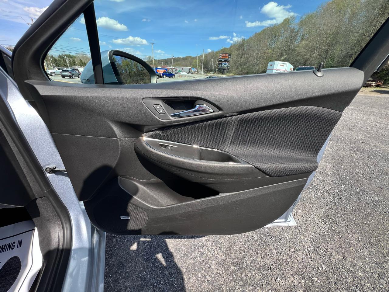 Chevrolet Cruze 4dr Sdn 1.4L LT w/1SD 2017