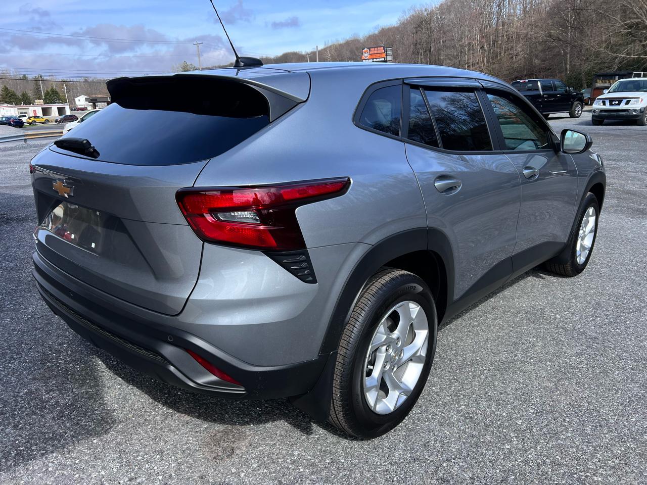 Chevrolet Trax FWD 4dr LS 2024