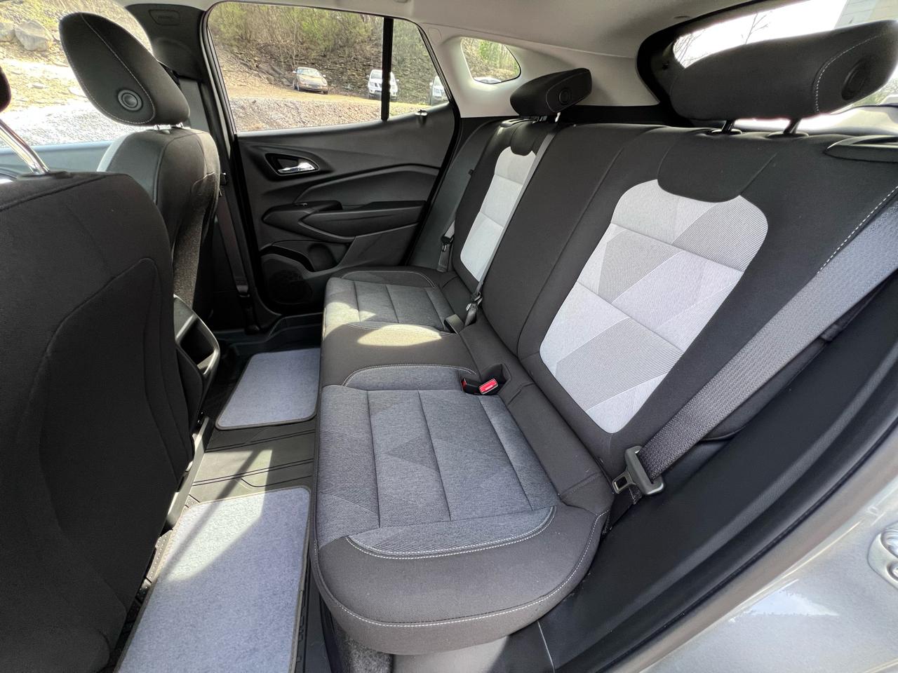 Chevrolet Trax FWD 4dr LS 2024