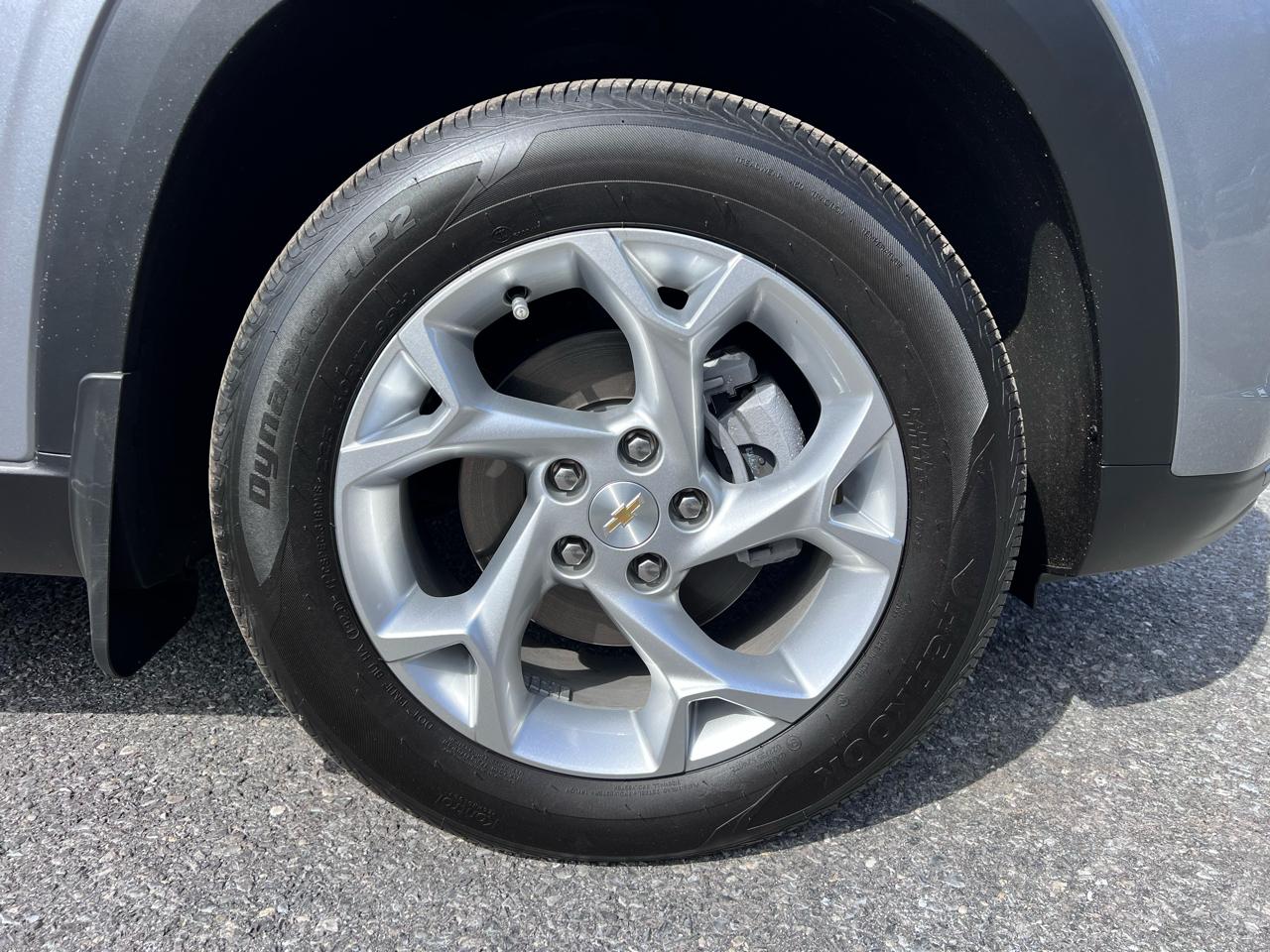 Chevrolet Trax FWD 4dr LS 2024