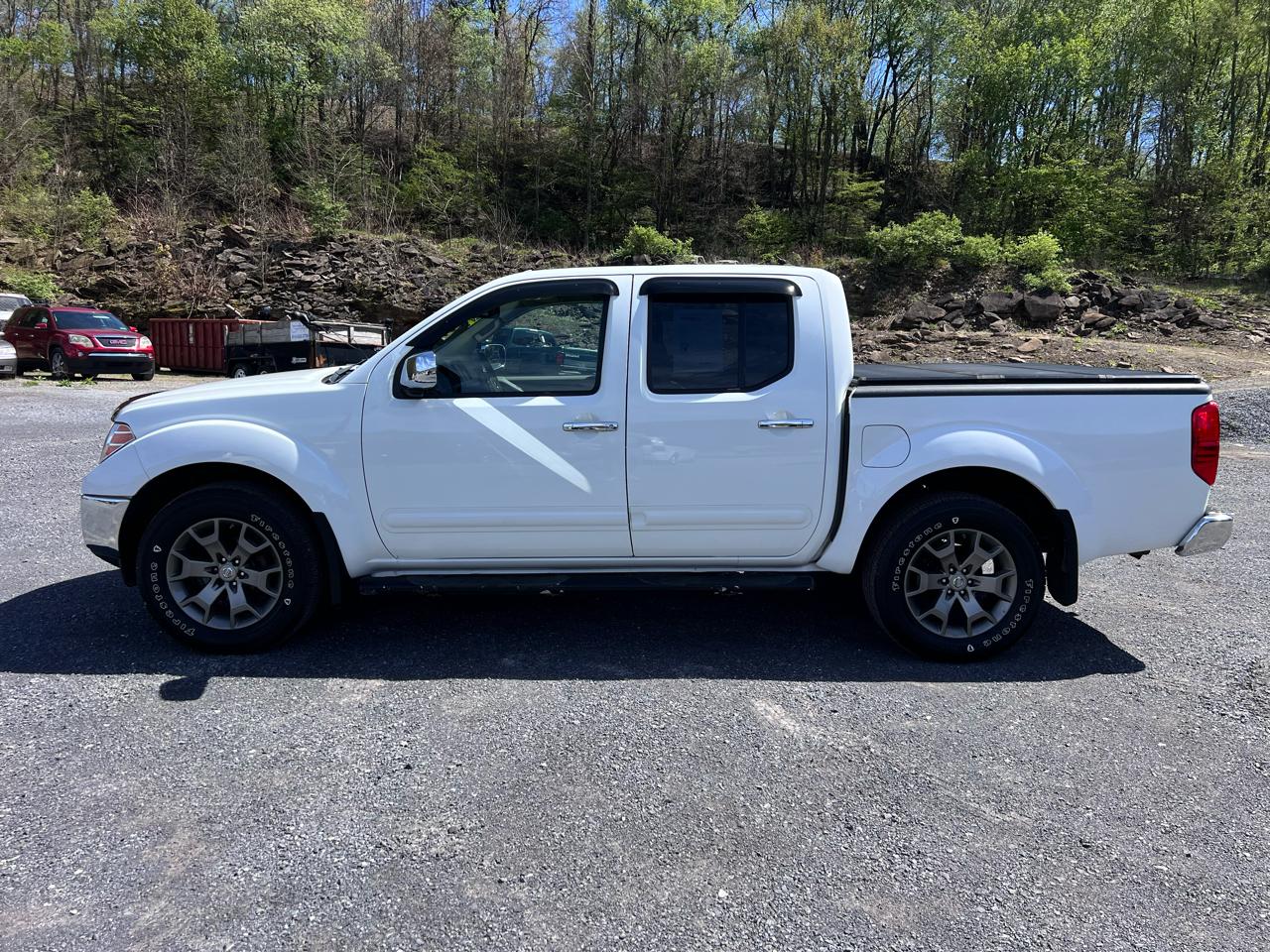 Nissan Frontier 4WD Crew Cab SWB Auto SL 2014