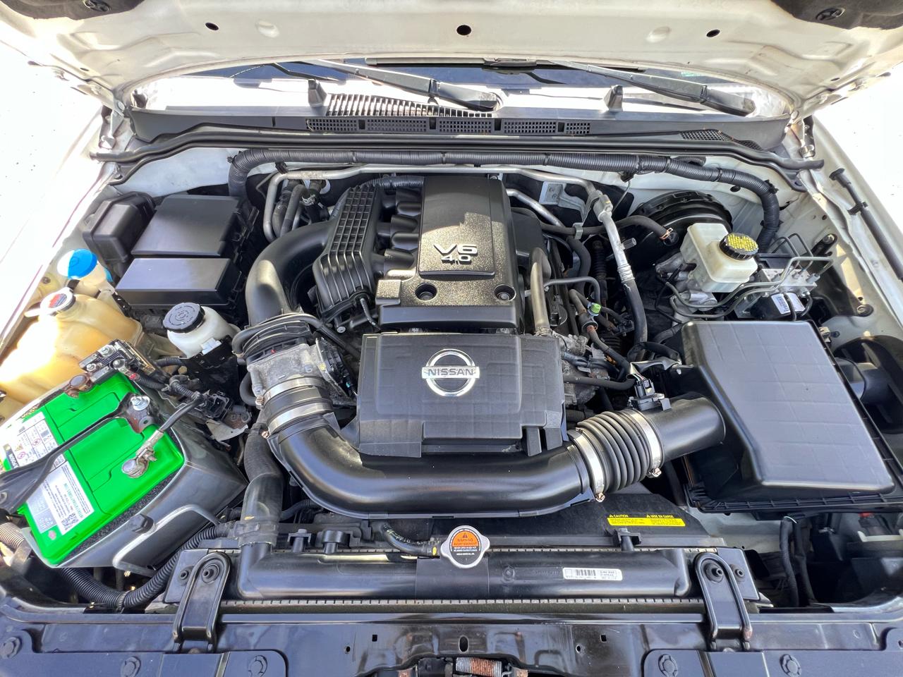 Nissan Frontier 4WD Crew Cab SWB Auto SL 2014