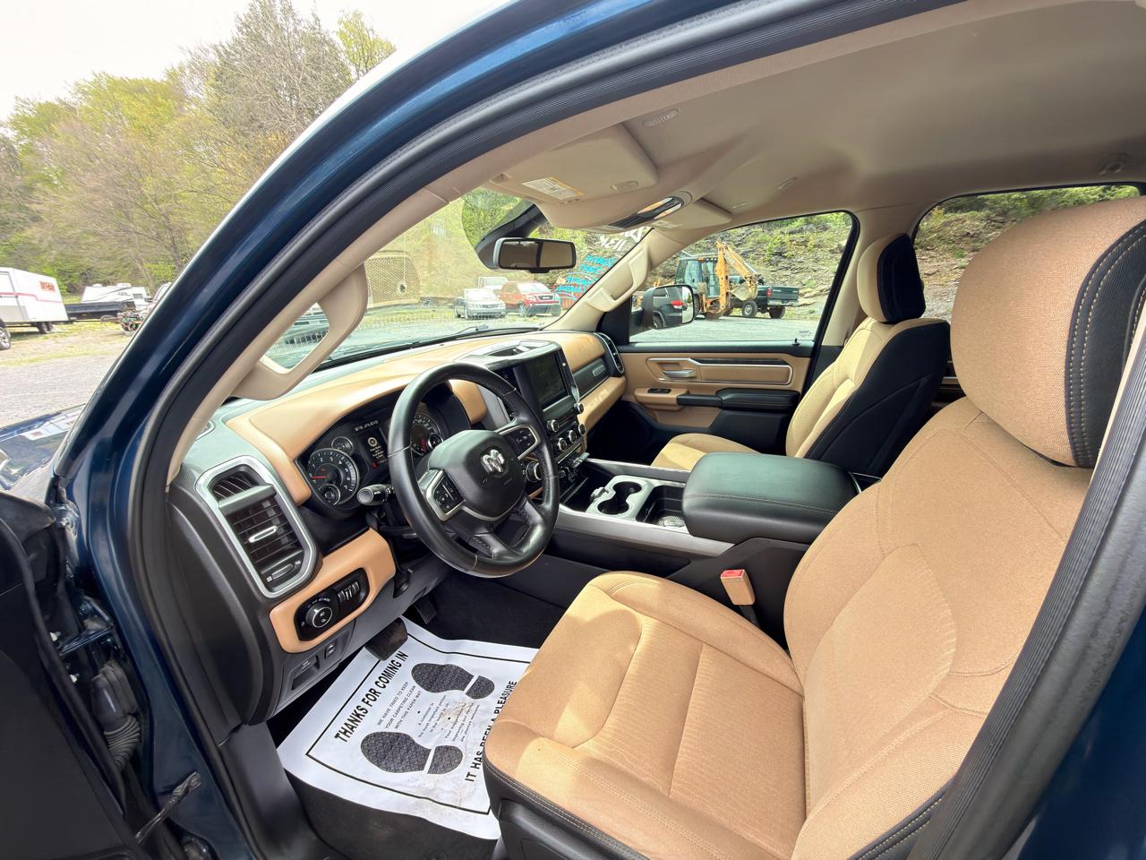 RAM 1500 Big Horn/Lone Star 4x4 Quad Cab 6'4" Box 2019