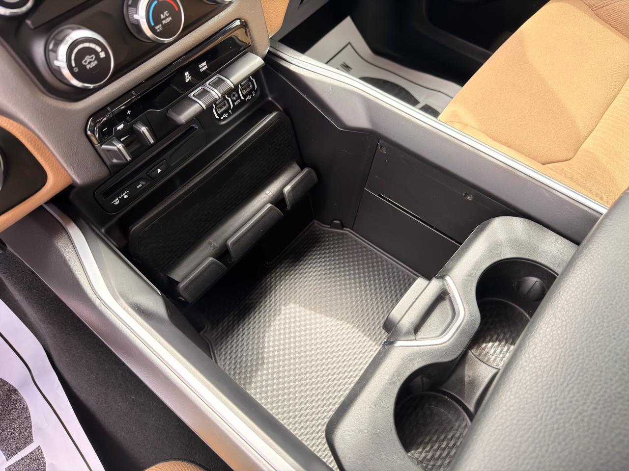 RAM 1500 Big Horn/Lone Star 4x4 Quad Cab 6'4" Box 2019