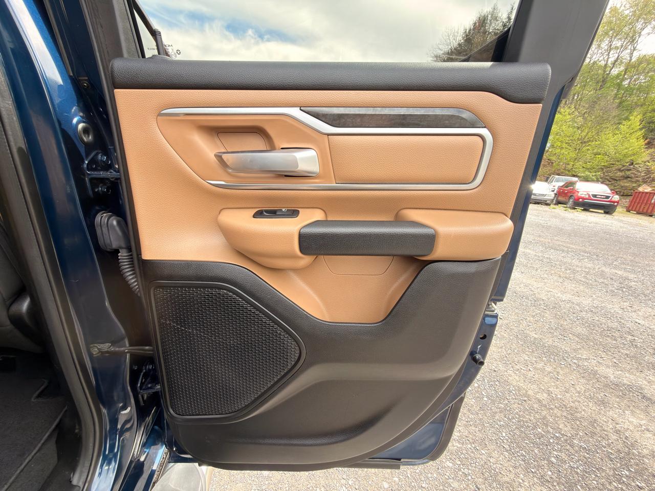 RAM 1500 Big Horn/Lone Star 4x4 Quad Cab 6'4" Box 2019