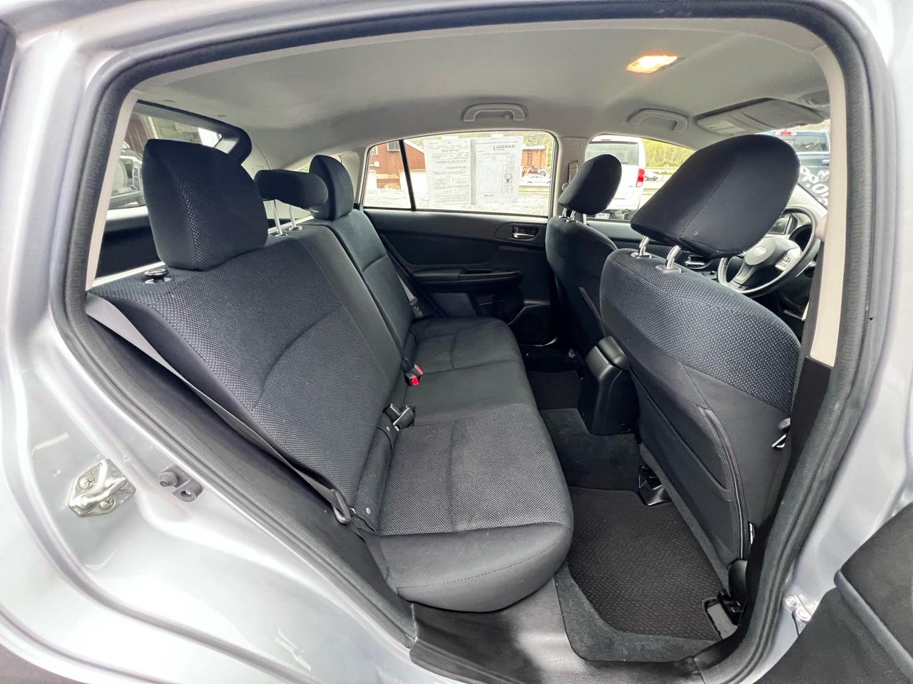 Subaru Impreza Wagon 5dr Auto 2.0i Premium 2014