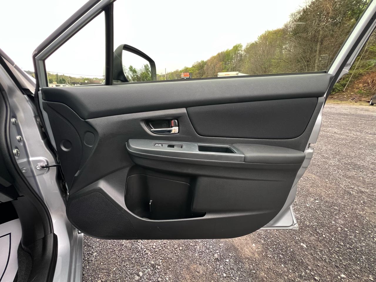 Subaru Impreza Wagon 5dr Auto 2.0i Premium 2014