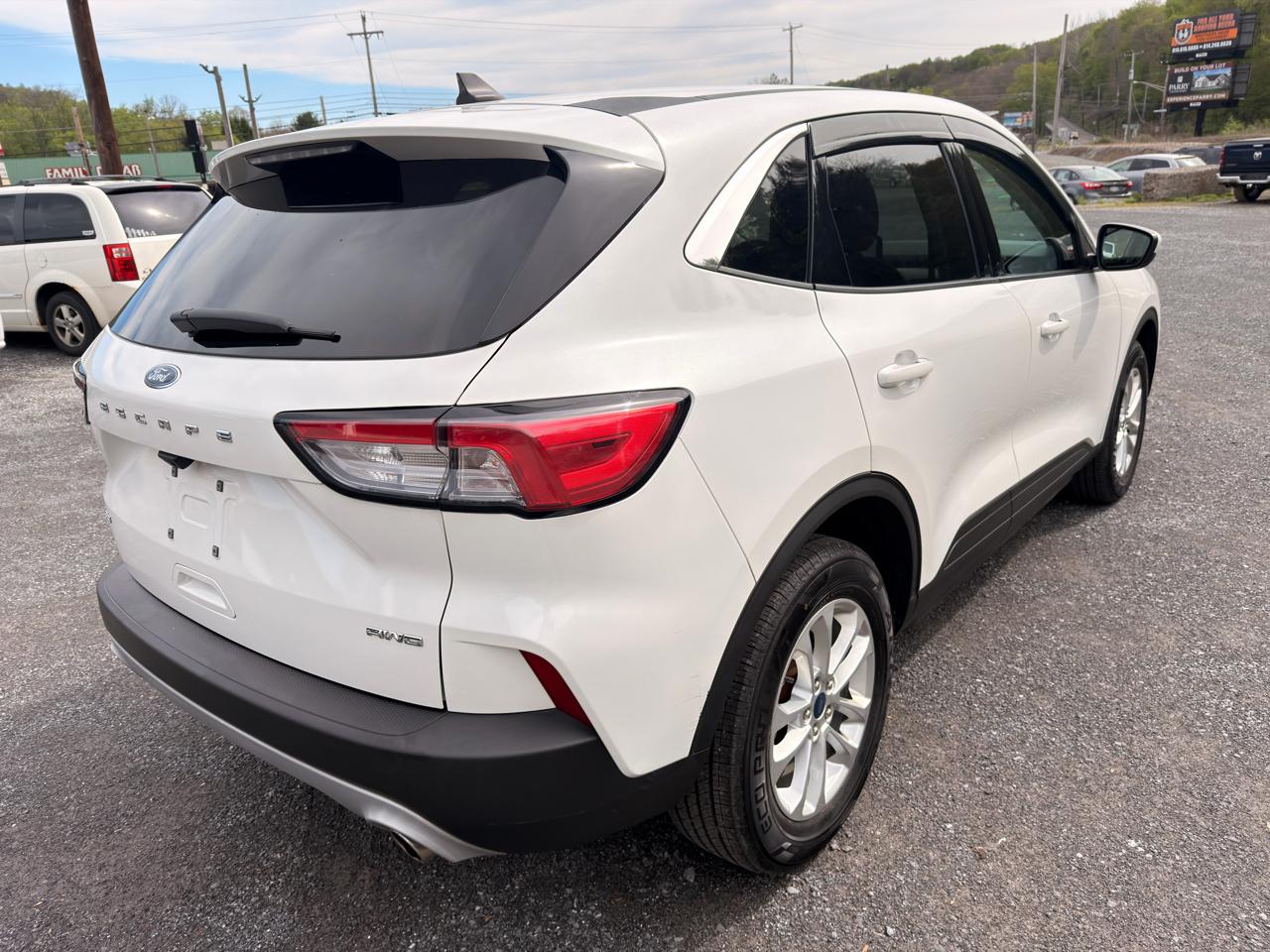 Ford Escape SE AWD 2021