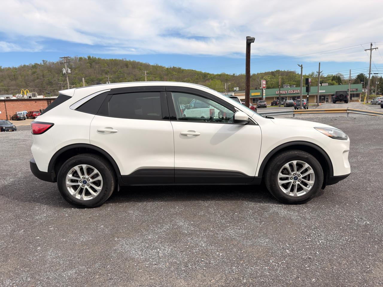 Ford Escape SE AWD 2021