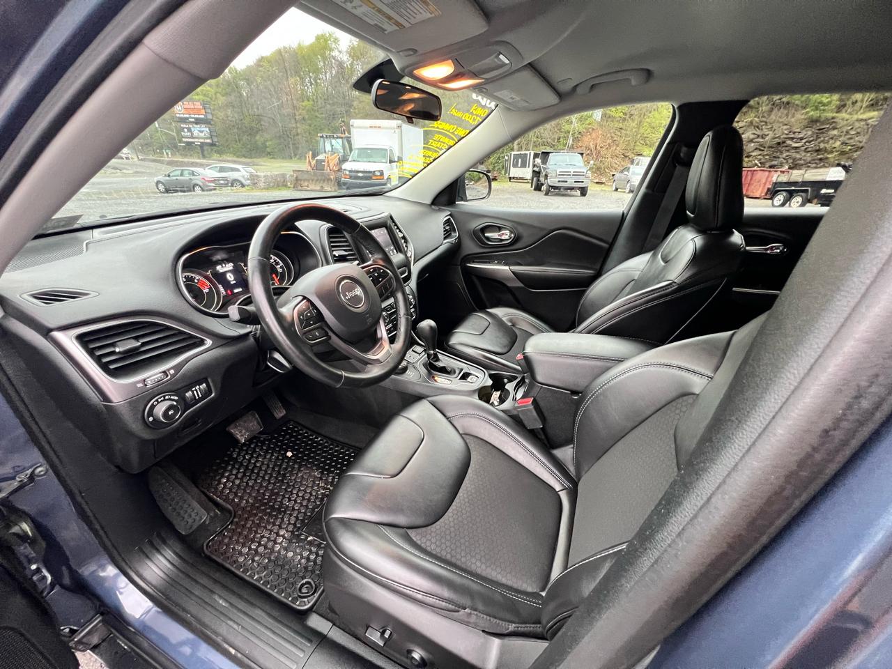 Jeep Cherokee Latitude Plus 4x4 2020