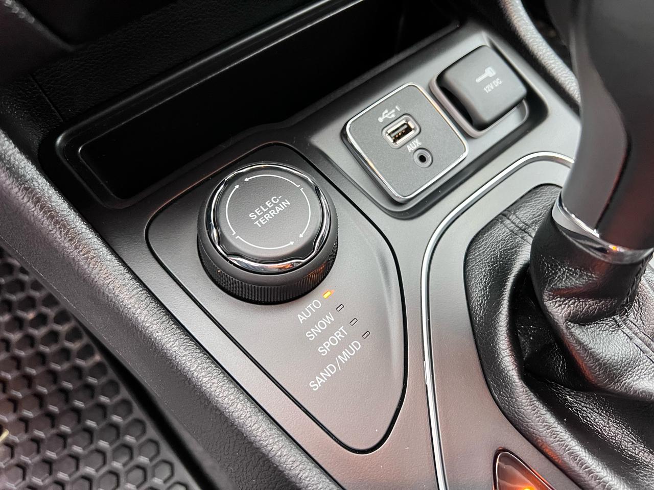 Jeep Cherokee Latitude Plus 4x4 2020