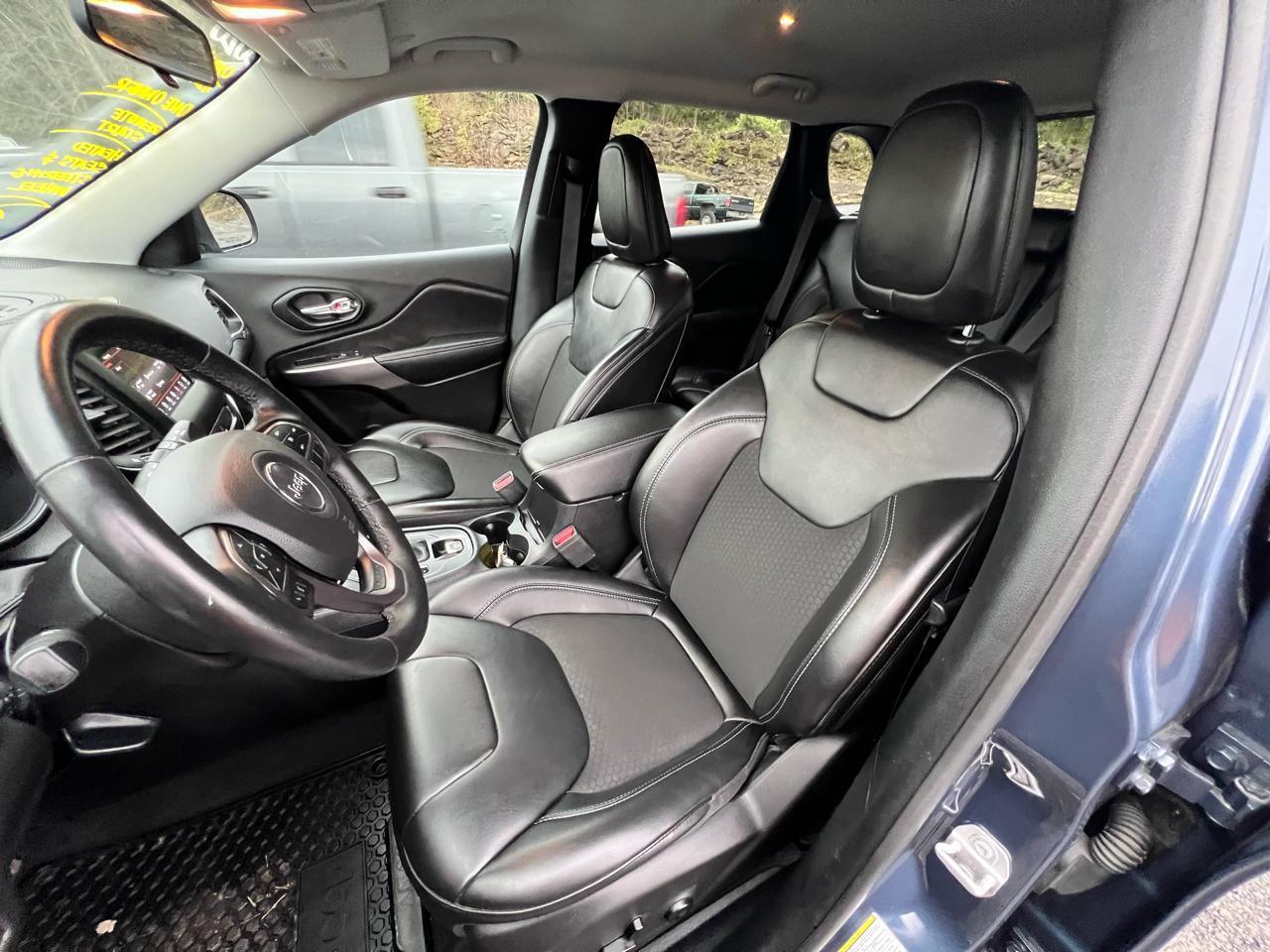 Jeep Cherokee Latitude Plus 4x4 2020