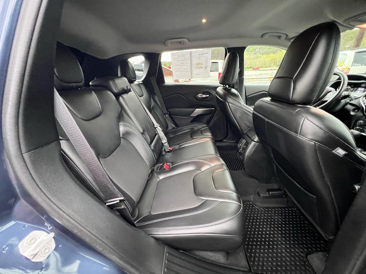 Jeep Cherokee Latitude Plus 4x4 2020