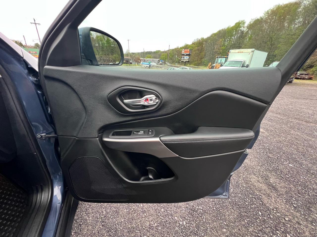 Jeep Cherokee Latitude Plus 4x4 2020