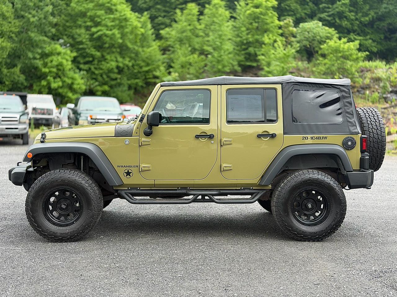 Jeep Wrangler Unlimited 4WD 4dr Sport 2013