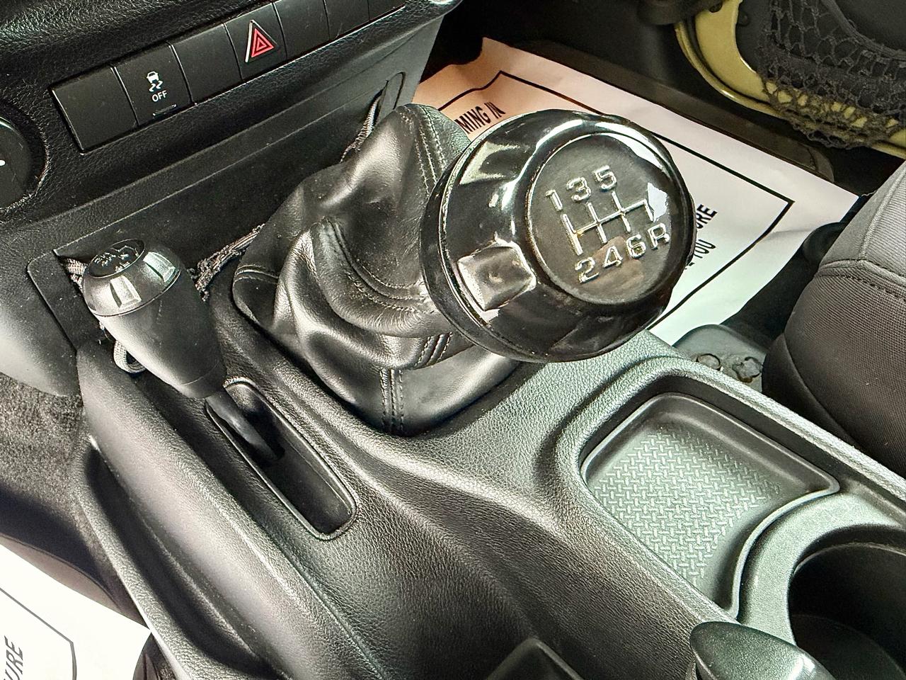 Jeep Wrangler Unlimited 4WD 4dr Sport 2013