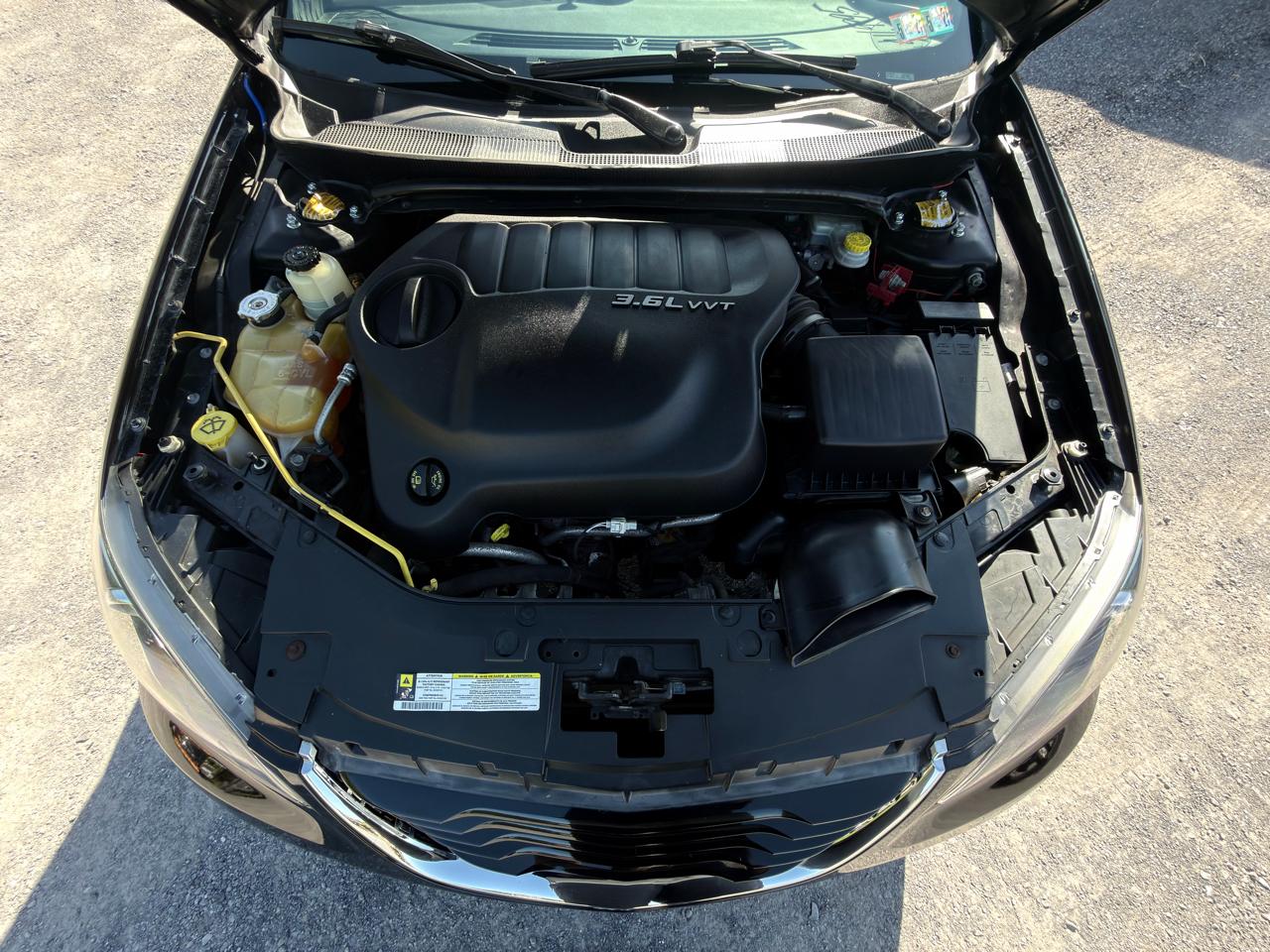 Chrysler 200 2dr Conv S 2012