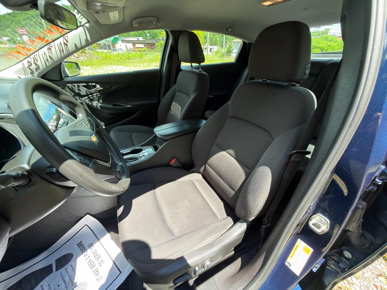 Chevrolet Malibu 4dr Sdn LT 2022