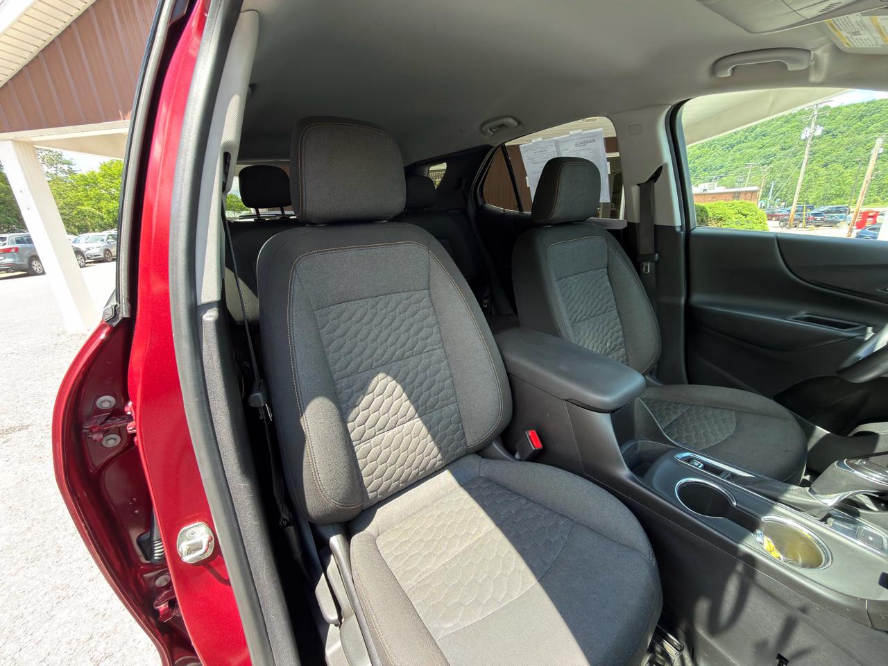 Chevrolet Equinox AWD 4dr LT w/1LT 2018