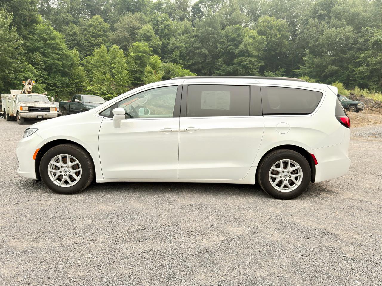 Chrysler Pacifica Touring L FWD 2022