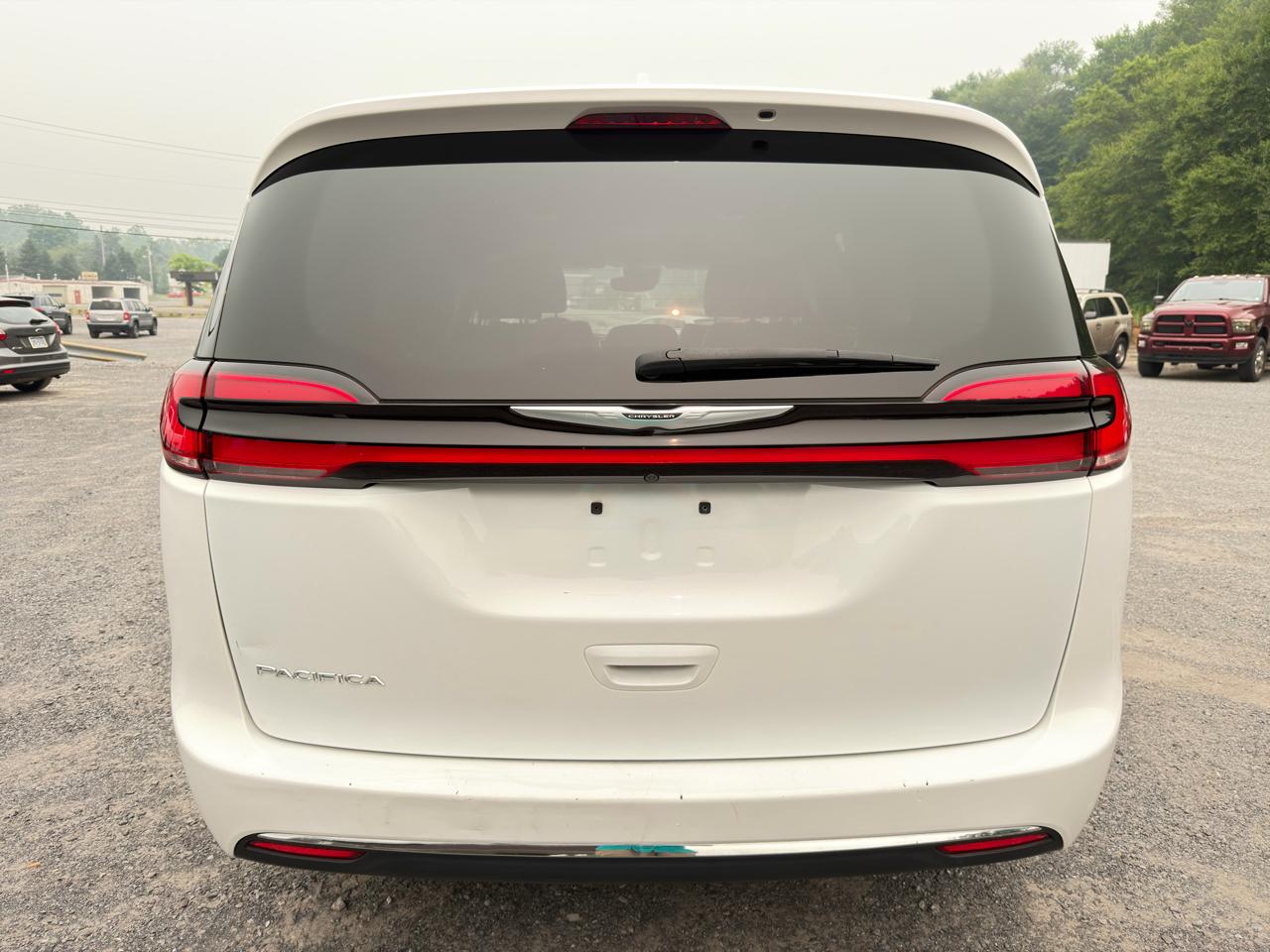 Chrysler Pacifica Touring L FWD 2022