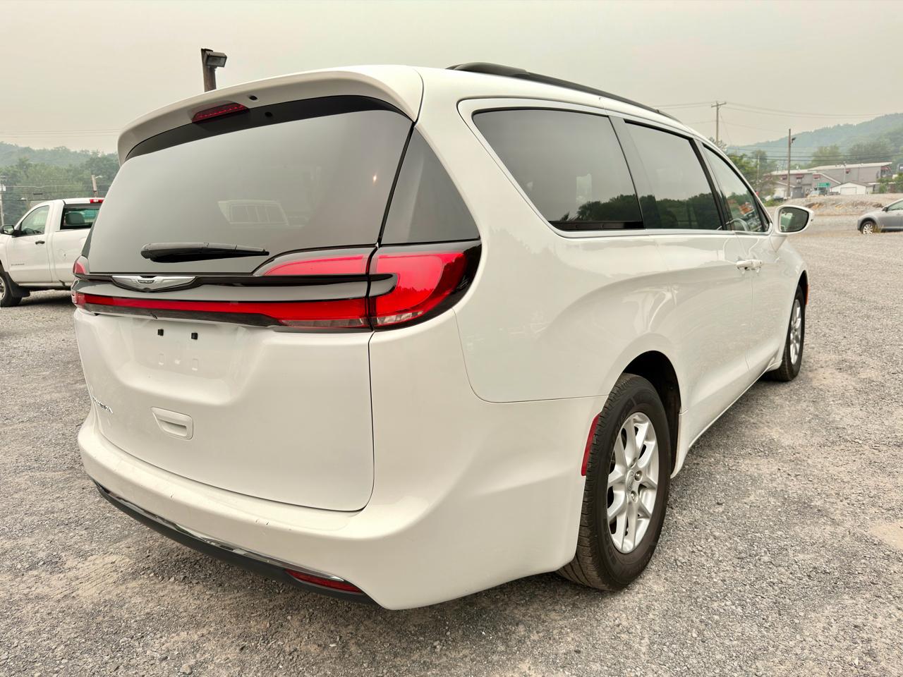 Chrysler Pacifica Touring L FWD 2022