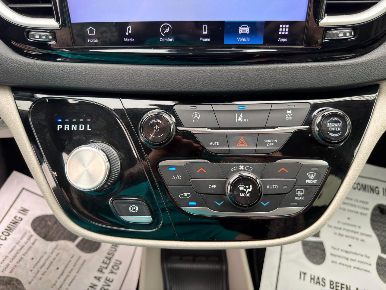 Chrysler Pacifica Touring L FWD 2022