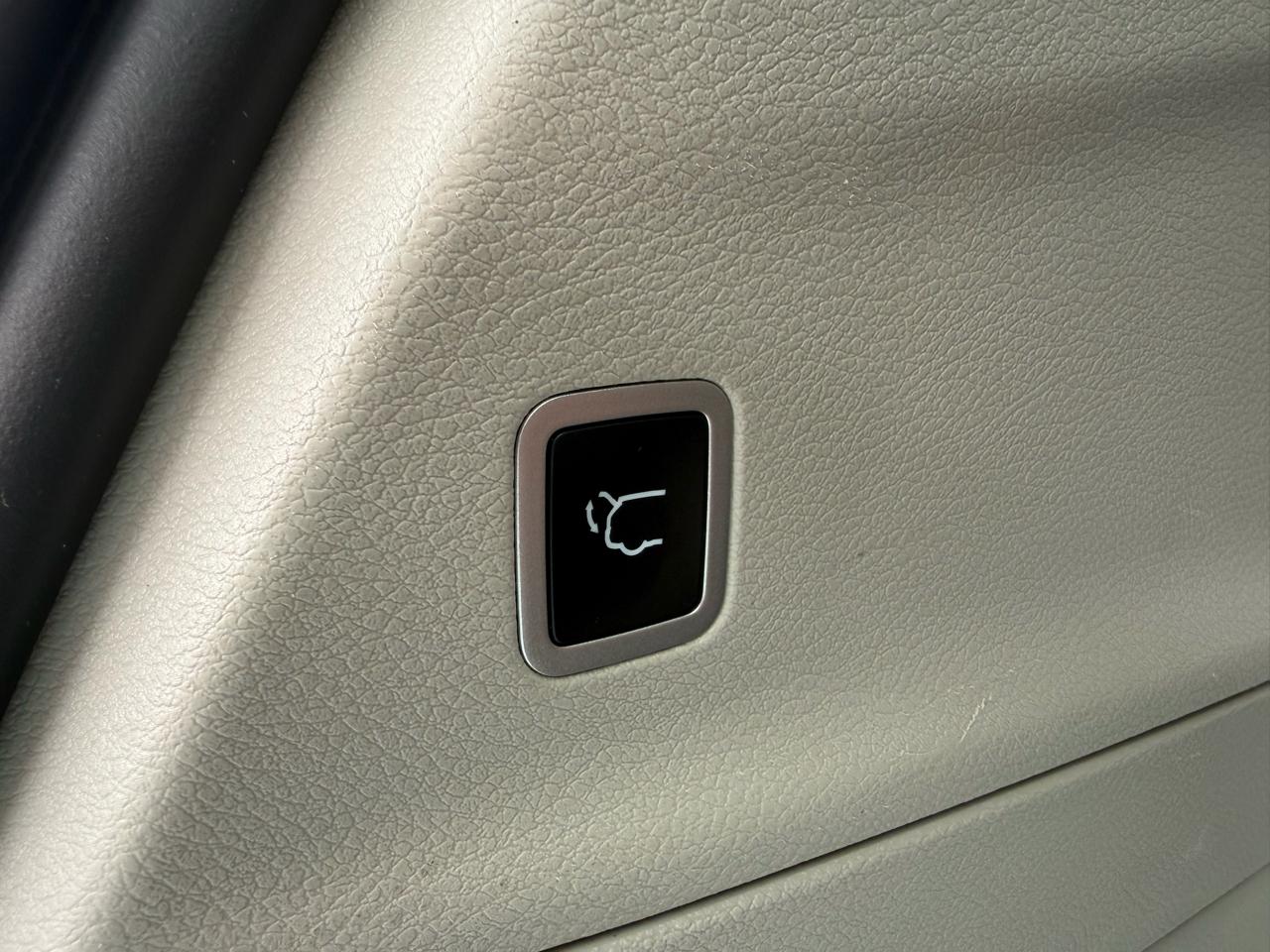 Chrysler Pacifica Touring L FWD 2022