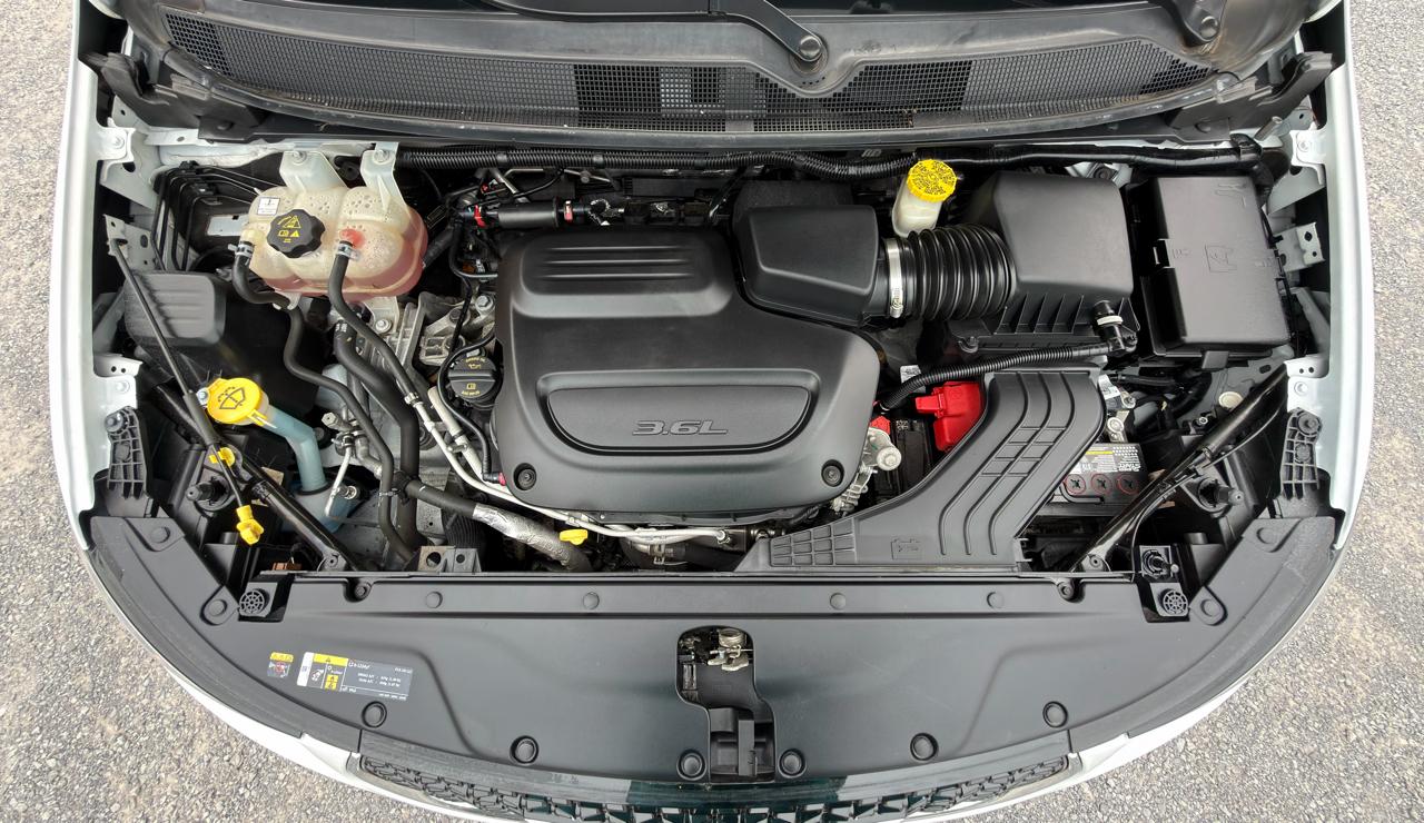 Chrysler Pacifica Touring L FWD 2022