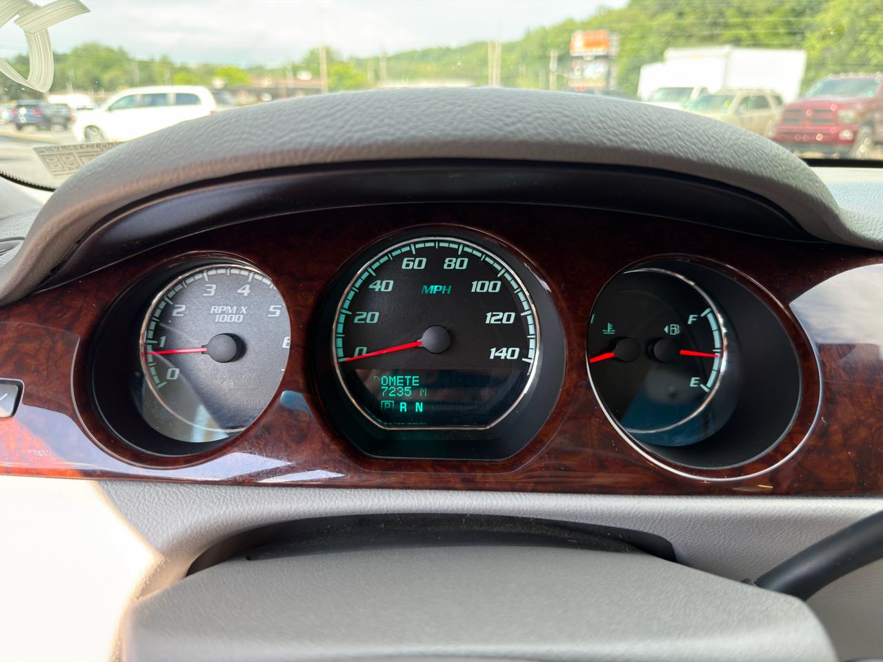 Buick Lucerne 4dr Sdn CXL 2011