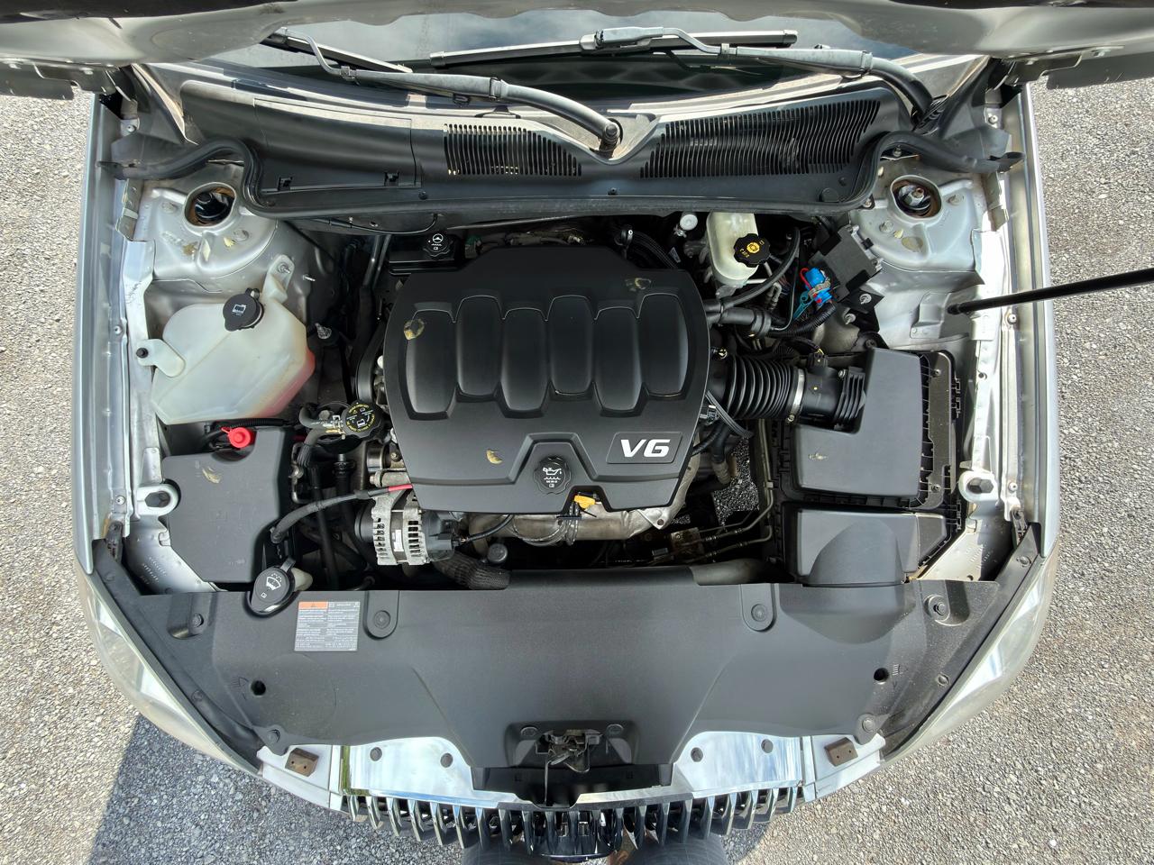 Buick Lucerne 4dr Sdn CXL 2011