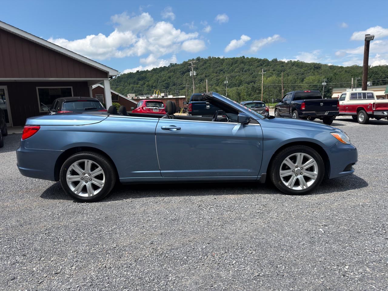 Chrysler 200 2dr Conv Touring 2011